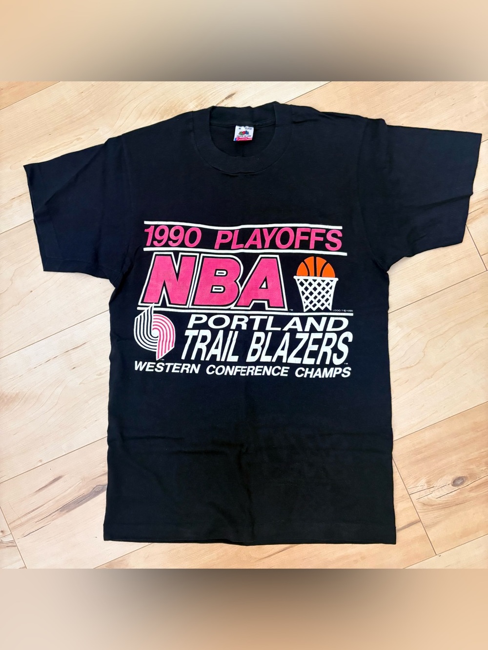 1990 Vintage NBA Playoffs Portland Trail Blazers Graphic T-Shirt Medium